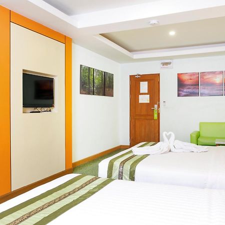 Lucky Green View Bangkok Luaran gambar