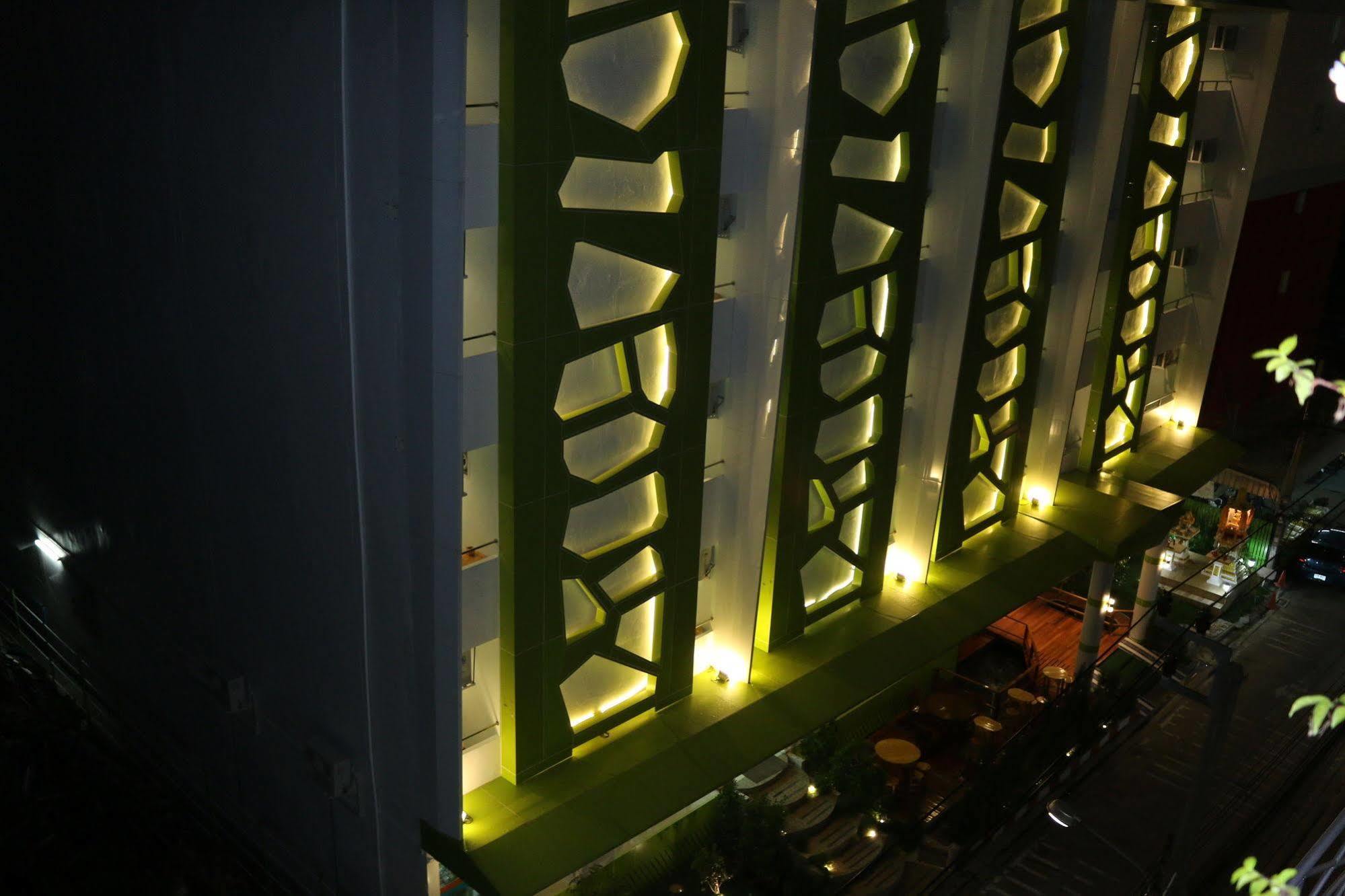 Lucky Green View Bangkok Luaran gambar