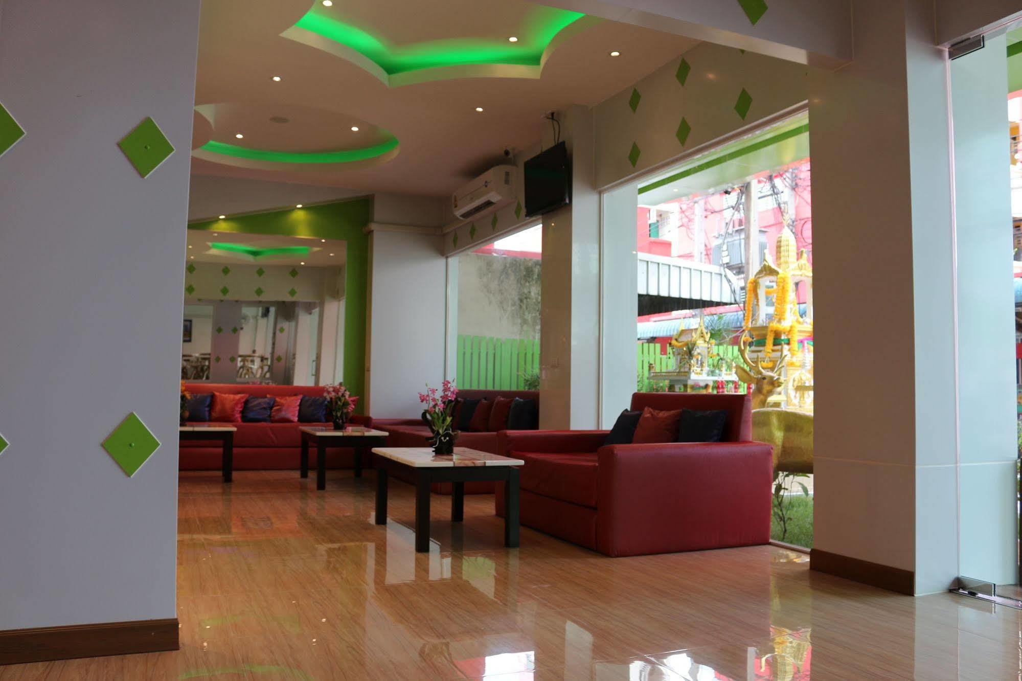 Lucky Green View Bangkok Luaran gambar